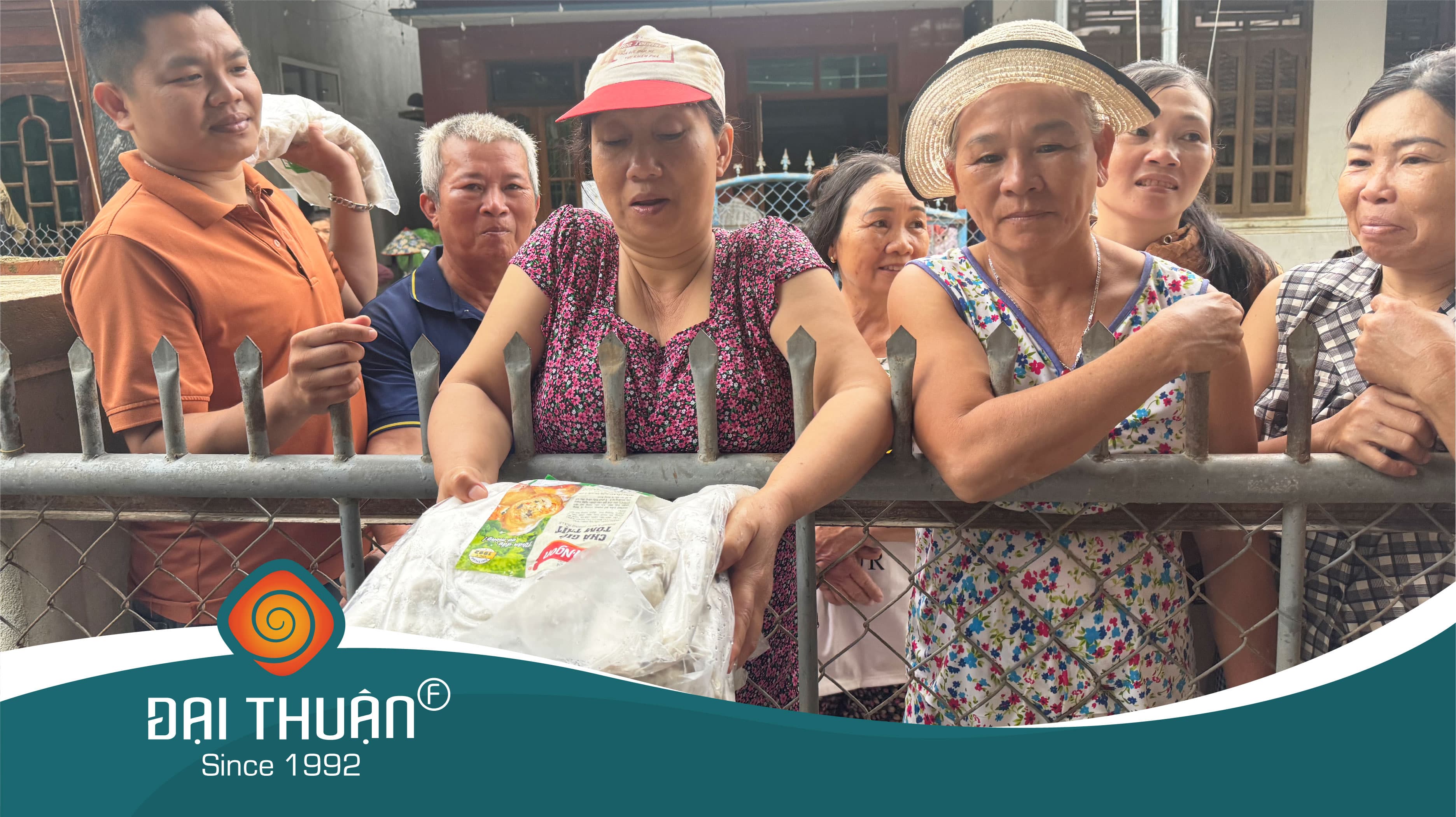 Dai Thuan Food triển khai hoạt động hỗ trợ cộng đồng sau mưa lũ